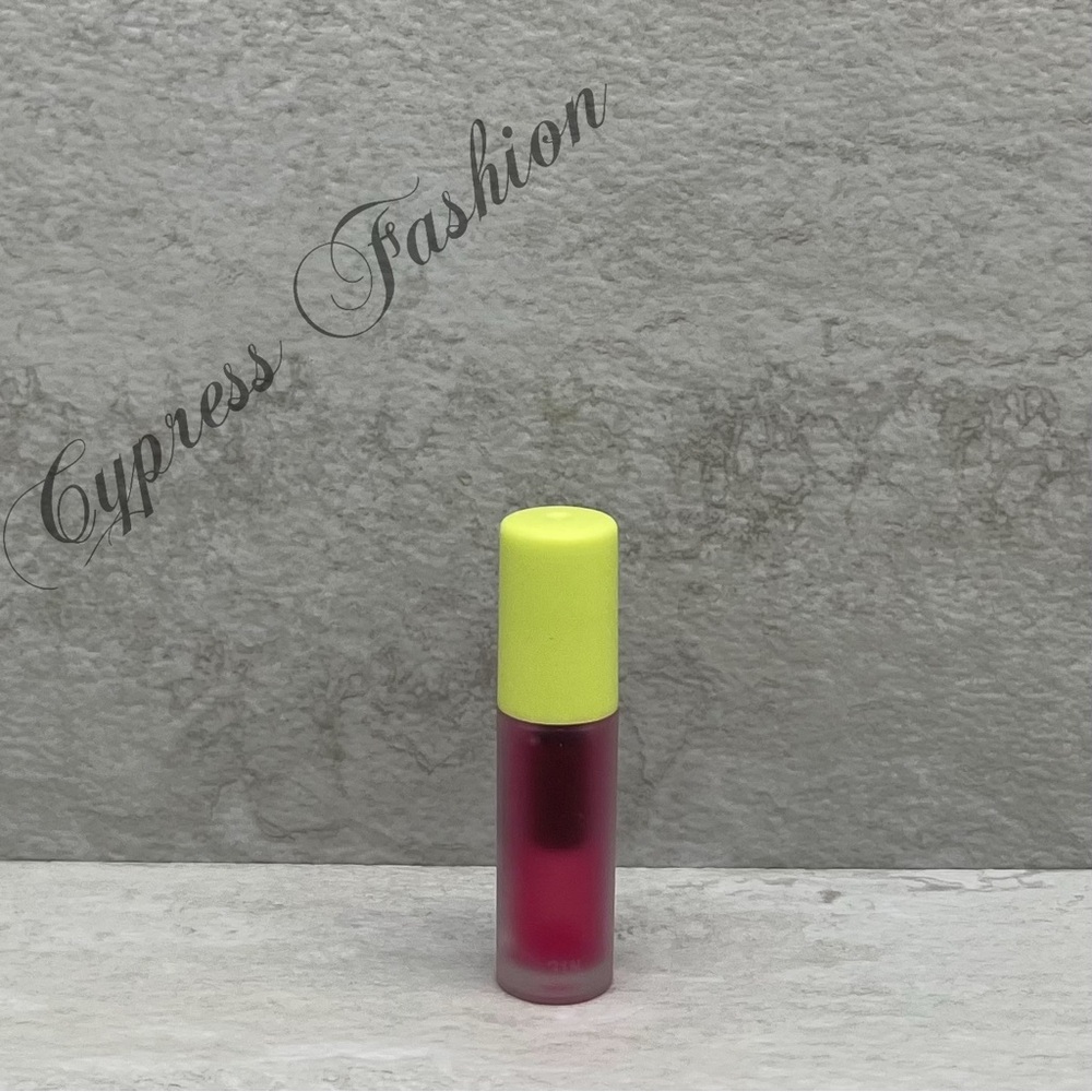 🫧 $2 WYN Beauty No Words Needed Lip Serum in Engage - Picture 2 of 4